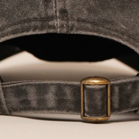 Labrador Dog Embroidered Baseball Hat Cap NWT - Picture 5 of 6